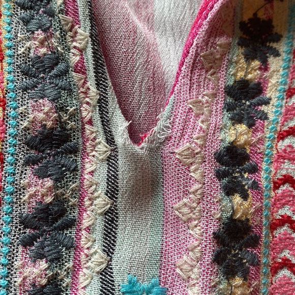 Ladies Bell Sleeve Blouse - Picture 5 of 6